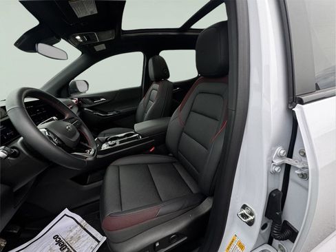 Used 2026 Chevrolet Equinox RS image 11