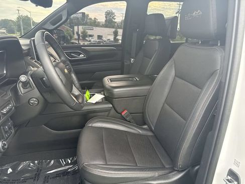 Used 2024 Chevrolet Tahoe High Country w/ Advanced Technology Package AWD/4WD image 11