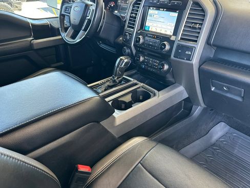 Used 2018 Ford F150 Raptor w/ Equipment Group 802A Luxury AWD/4WD image 14