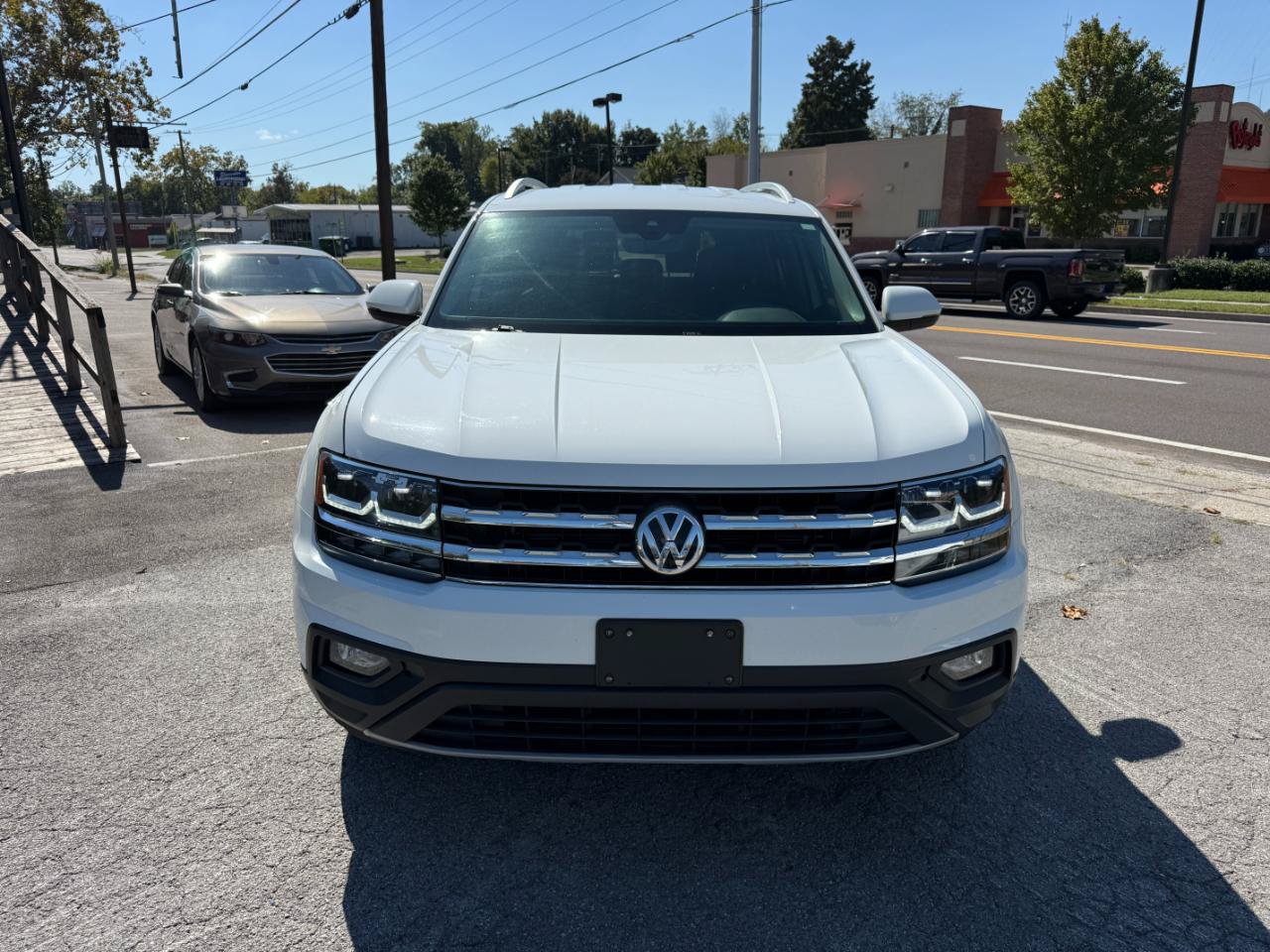 Used 2019 Volkswagen Atlas SE FWD image 3