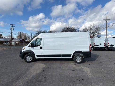 New 2026 RAM ProMaster 2500 w/ Convenience Group image 6