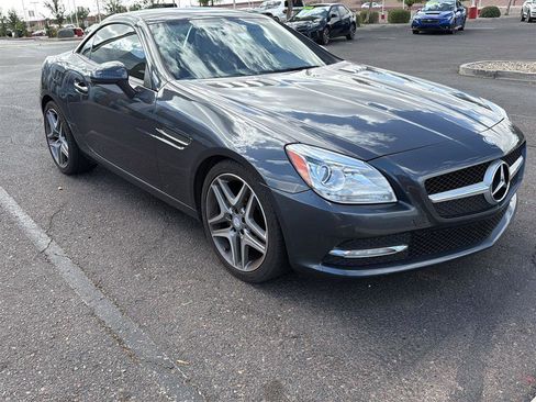 Used 2012 Mercedes-Benz SLK 250 image 2