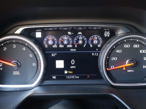 Used 2021 Chevrolet Tahoe Premier w/ Premium Package AWD/4WD image 11
