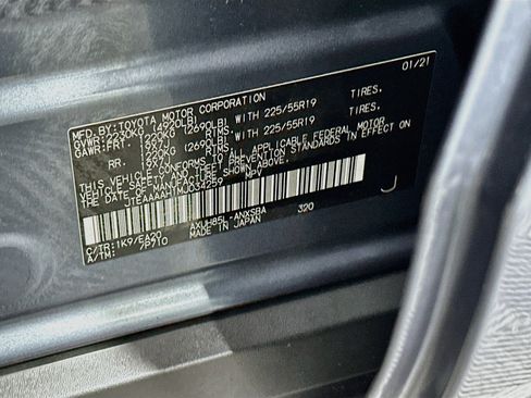 Used 2021 Toyota Venza Limited AWD/4WD image 12