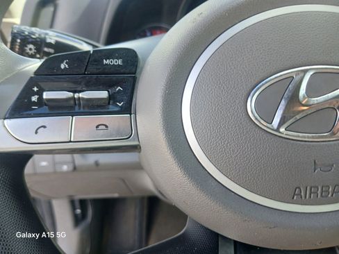 Used 2023 Hyundai Elantra SEL image 29