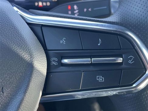 New 2026 Chevrolet Equinox EV LT image 16