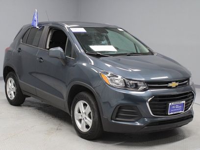 Used 2022 Chevrolet Trax LS w/ Tint and Cruise Package