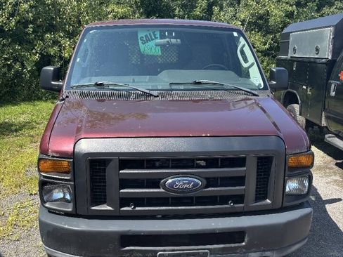 Used 2011 Ford E-350 and Econoline 350 Super Duty w/ Commercial Cargo Van Pkg RWD image 1