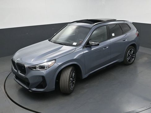 Used 2025 BMW X1 M35i AWD/4WD image 32