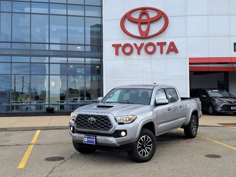 Used 2021 Toyota Tacoma TRD Sport image 1