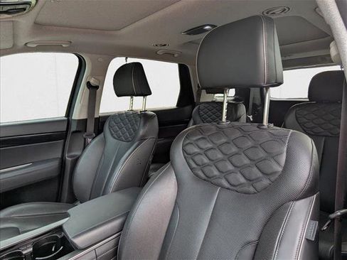 Used 2022 Hyundai Palisade Limited image 26