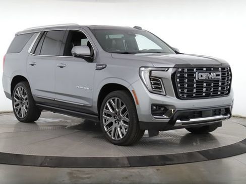 Used 2026 GMC Yukon Denali Ultimate AWD/4WD image 2