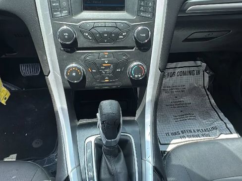 Used 2016 Ford Fusion S FWD image 14