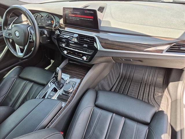 Used 2019 BMW 540i xDrive w/ Convenience Package AWD/4WD image 23