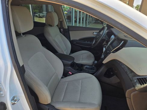Used 2017 Hyundai Santa Fe Sport FWD image 23