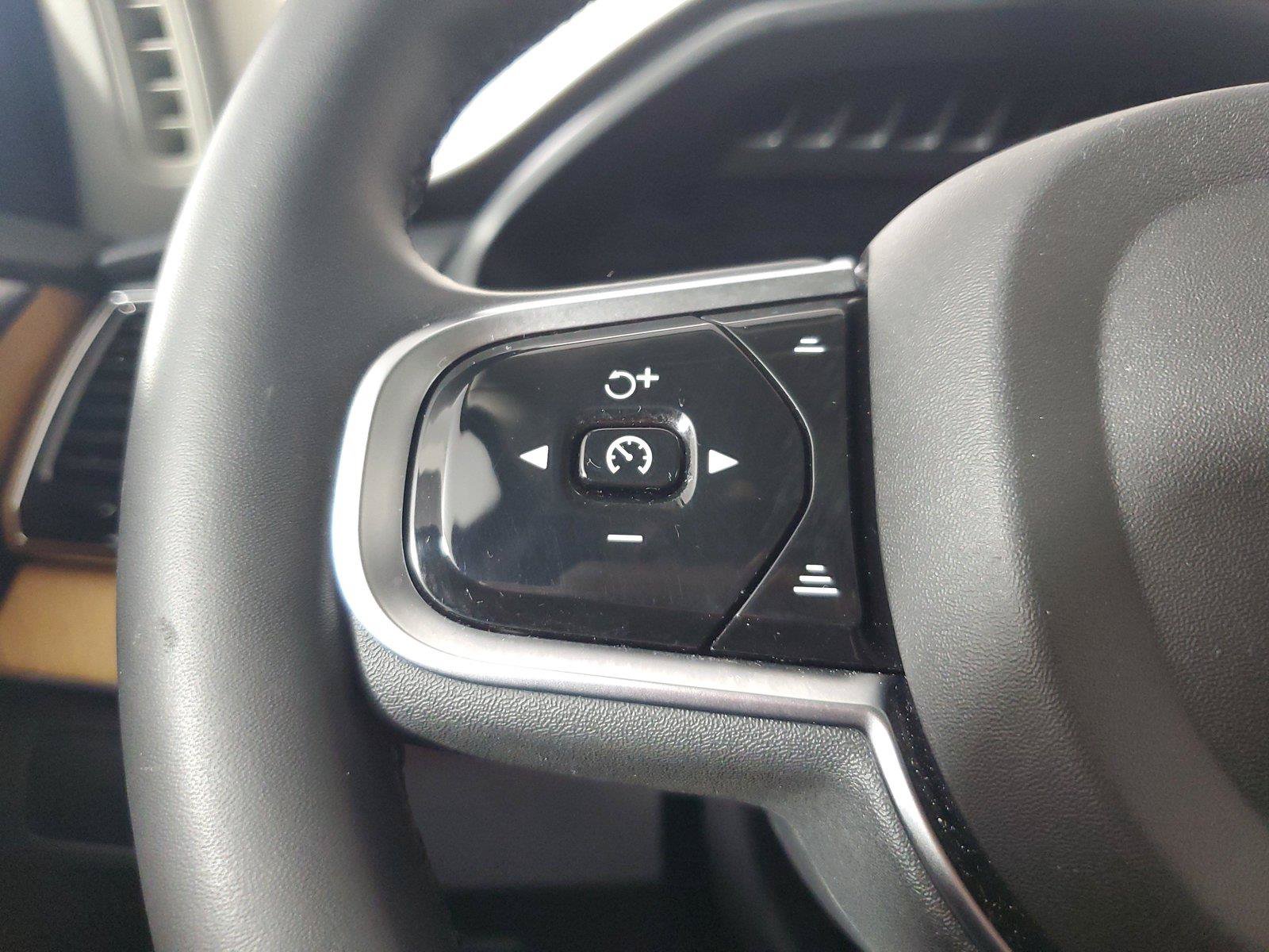 Used 2024 Volvo XC90 B6 Plus w/ Protection Package AWD/4WD image 25