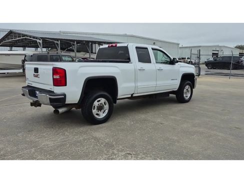 Used 2016 GMC Sierra 2500 SLE w/ SLE Preferred Package image 8