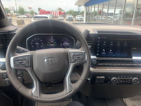 New 2026 Chevrolet Silverado 1500 RST w/ Z71 Off-Road Package AWD/4WD image 19