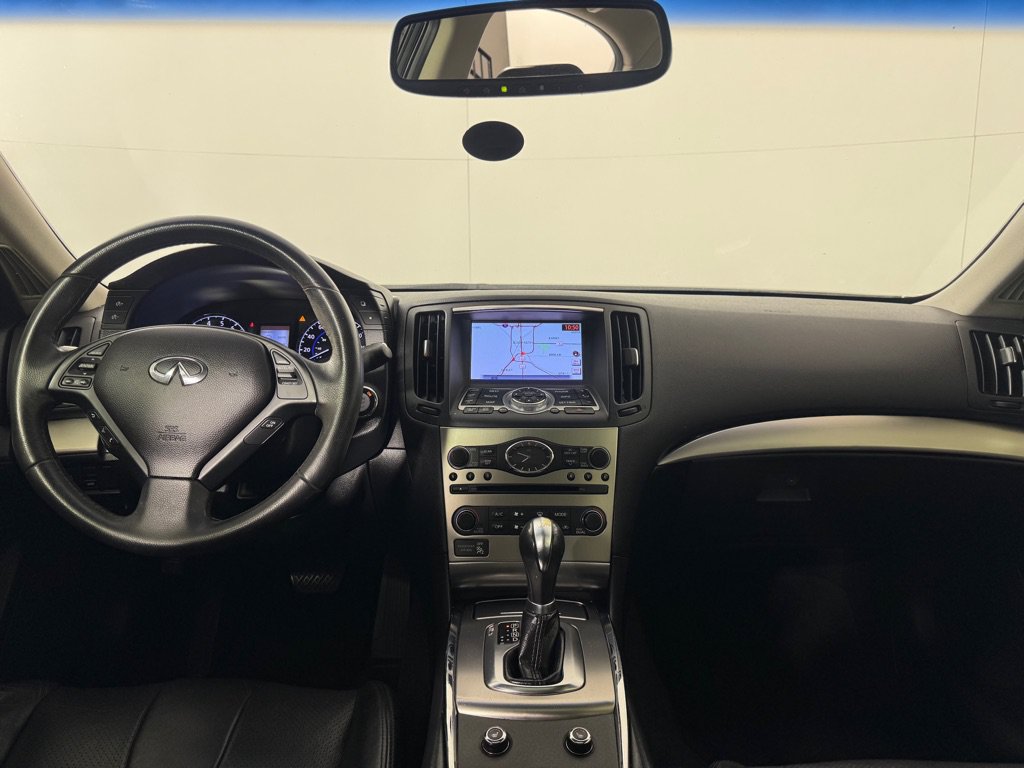 Used 2015 INFINITI Q40 w/ Navigation Package RWD image 18