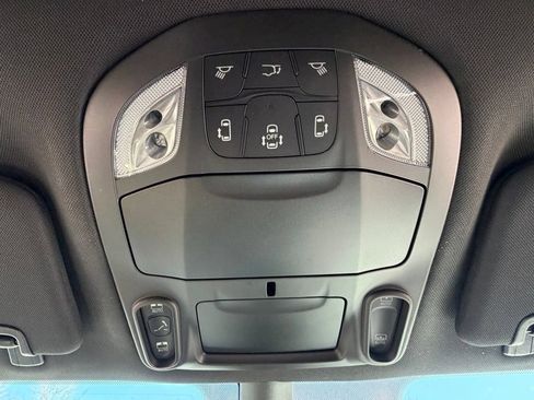 New 2026 Chrysler Pacifica Select w/ S Appearance Package FWD image 28