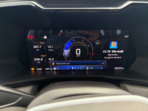 Used 2024 Chevrolet Colorado ZR2 w/ ZR2 Convenience Package III AWD/4WD image 11