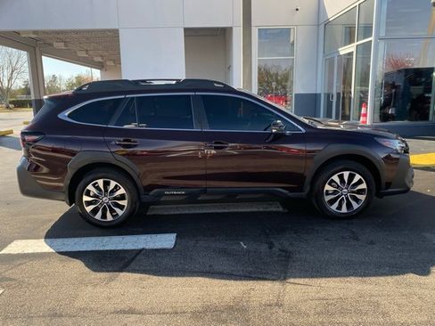 Used 2024 Subaru Outback Limited w/ Popular Package #2 image 9