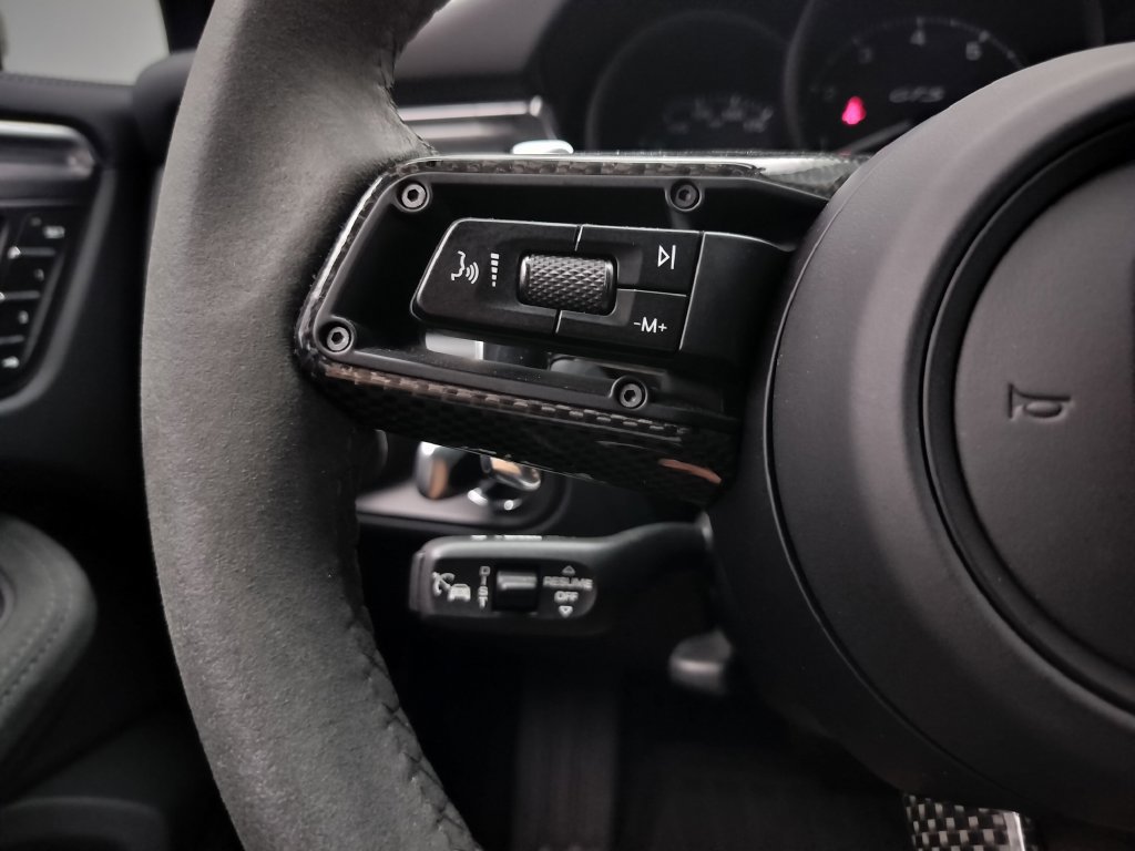 Used 2023 Porsche Macan GTS AWD/4WD image 11