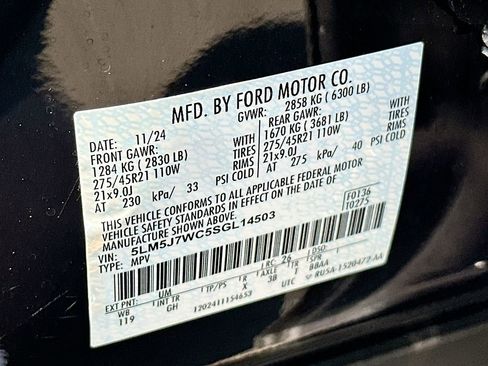 Used 2025 Lincoln Aviator Reserve w/ Illumination Package image 27