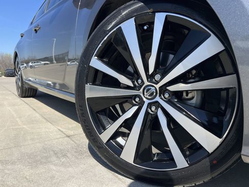 Certified 2021 Nissan Altima 2.0 SR image 8