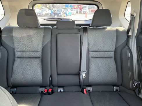 Used 2025 Nissan Rogue SV image 40