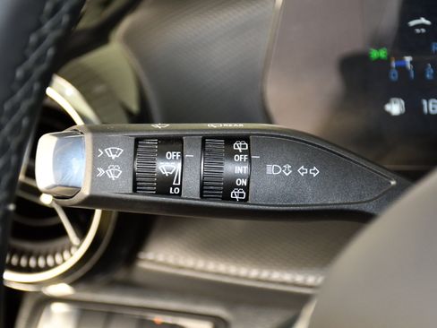 Used 2026 Chevrolet Equinox LT AWD/4WD image 22