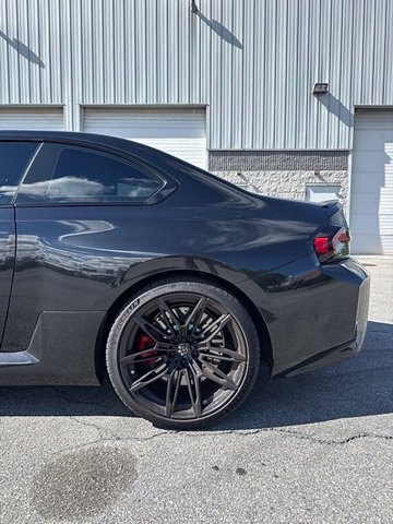 Used 2024 BMW M2 w/ Lighting Package RWD image 4