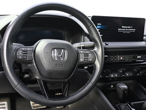 Used 2023 Honda Accord Sport image 12