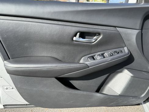 Certified 2023 Nissan Sentra SV image 6