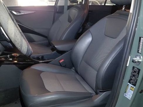 Certified 2023 Kia Niro EX FWD image 6
