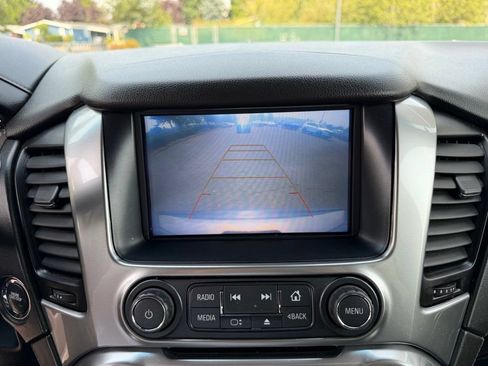 Used 2018 Chevrolet Tahoe LT w/ Luxury Package AWD/4WD image 25