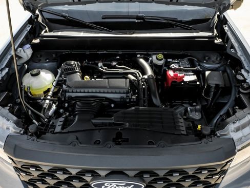 Used 2025 Ford Maverick Lariat w/ 4K Tow Package image 59