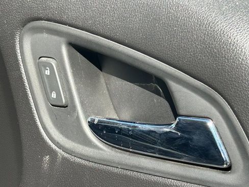 Used 2021 Chevrolet Colorado ZR2 w/ ZR2 Midnight Special Edition image 35