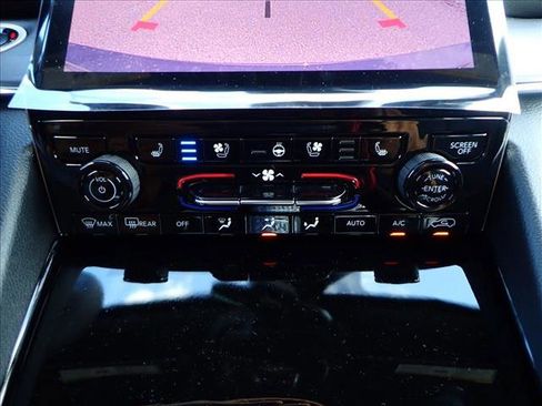 New 2025 Jeep Grand Cherokee L Overland w/ Luxury Tech Group IV image 22