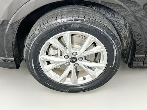 Used 2025 Audi Q3 2.0T Premium AWD/4WD image 11