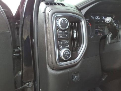 Used 2019 GMC Sierra 1500 SLT w/ SLT Premium Plus Package image 10