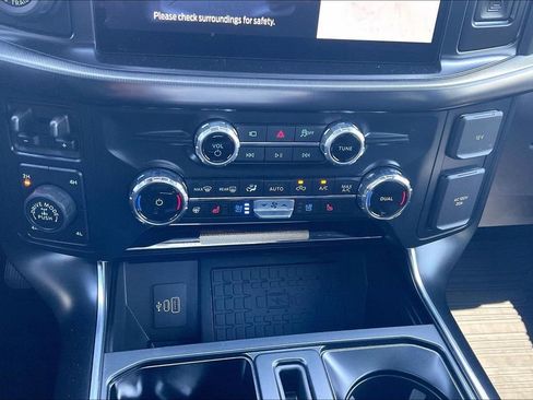 Certified 2025 Ford F150 Raptor AWD/4WD image 31