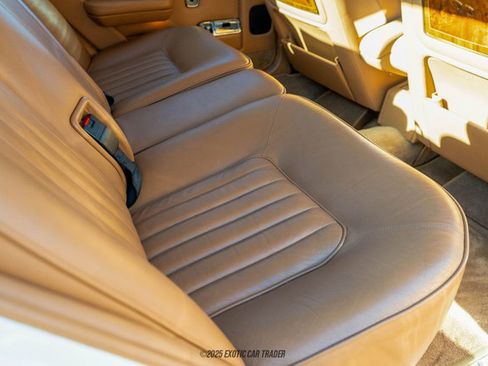 Used 1990 Rolls-Royce Silver Spur II image 24