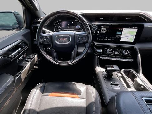 Used 2022 GMC Sierra 1500 AT4 w/ AT4 Premium Package AWD/4WD image 6