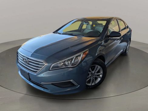 Used 2017 Hyundai Sonata SE FWD image 1