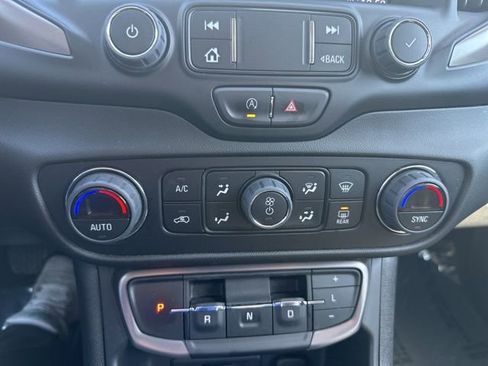 Used 2022 GMC Terrain AT4 w/ Infotainment Package II image 31