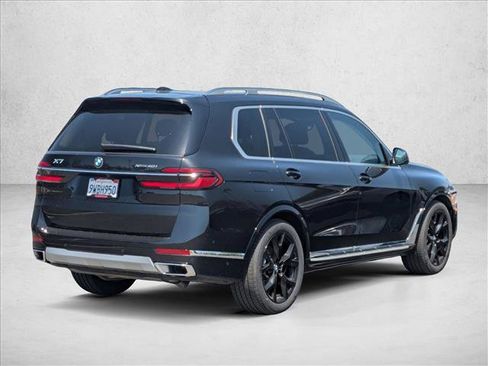 Used 2026 BMW X7 xDrive40i AWD/4WD image 5