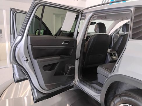 Used 2021 Volkswagen Atlas SE FWD image 30
