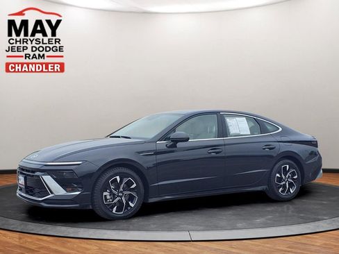 Used 2025 Hyundai Sonata SEL FWD image 16