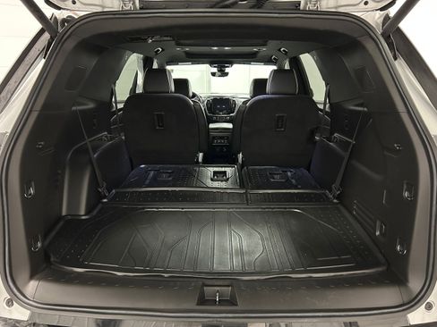 Used 2022 Chevrolet Traverse Premier w/ Redline Edition image 35